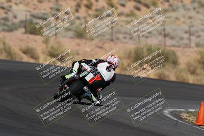 media/Apr-19-2025-AHRMA (Sat) [[3d98ca3309]]/Race/Group 8/Turn 4 part 2/